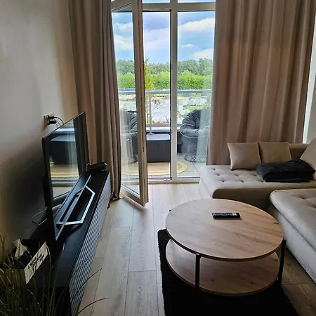 Zloty Ku Morzu, 150 M Od Plazy Ustronie Morskie, Podgrzewany Basen, Prywatny Parking, Klimatyzacja, Duzy Balkon *