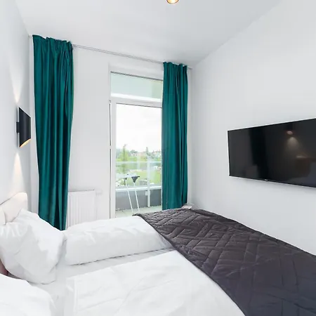 Zloty Ku Morzu, 150 M Od Plazy Ustronie Morskie, Podgrzewany Basen, Prywatny Parking, Klimatyzacja, Duzy Balkon Apartmán Sianożęty